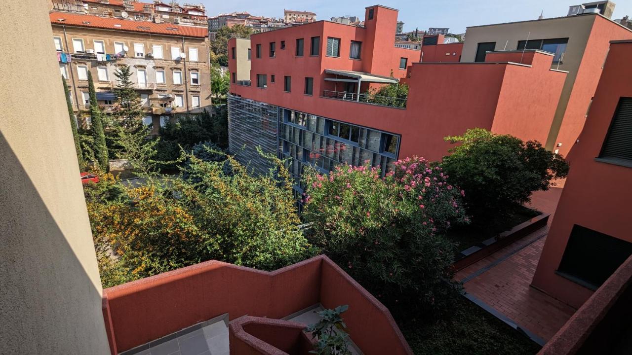 Downtown Fiume, Underground Garage Within The Property Exterior photo